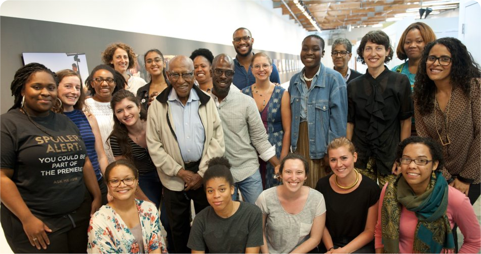 Dr. Timuel Black smiles at the center of a large and diverse crowd of oral historians including Suzanne Snider, Colette Payne, Maria Moon, and more. This is the first cohort of oral historians trained by NPHM in collaboration with Oral History Summer School (2017).